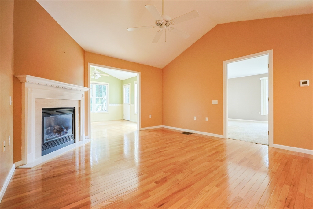 18 Carriage Path 18