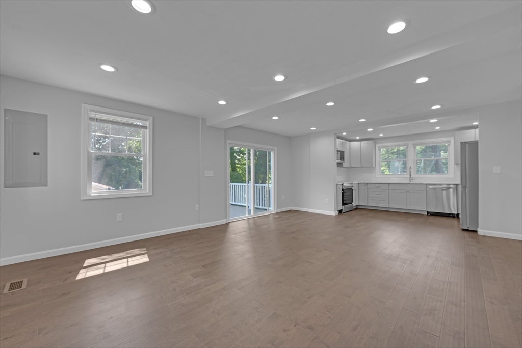 14 Hillside Road, Northborough, MA, 14 Hillside Road, Northborough, MA Photo #6