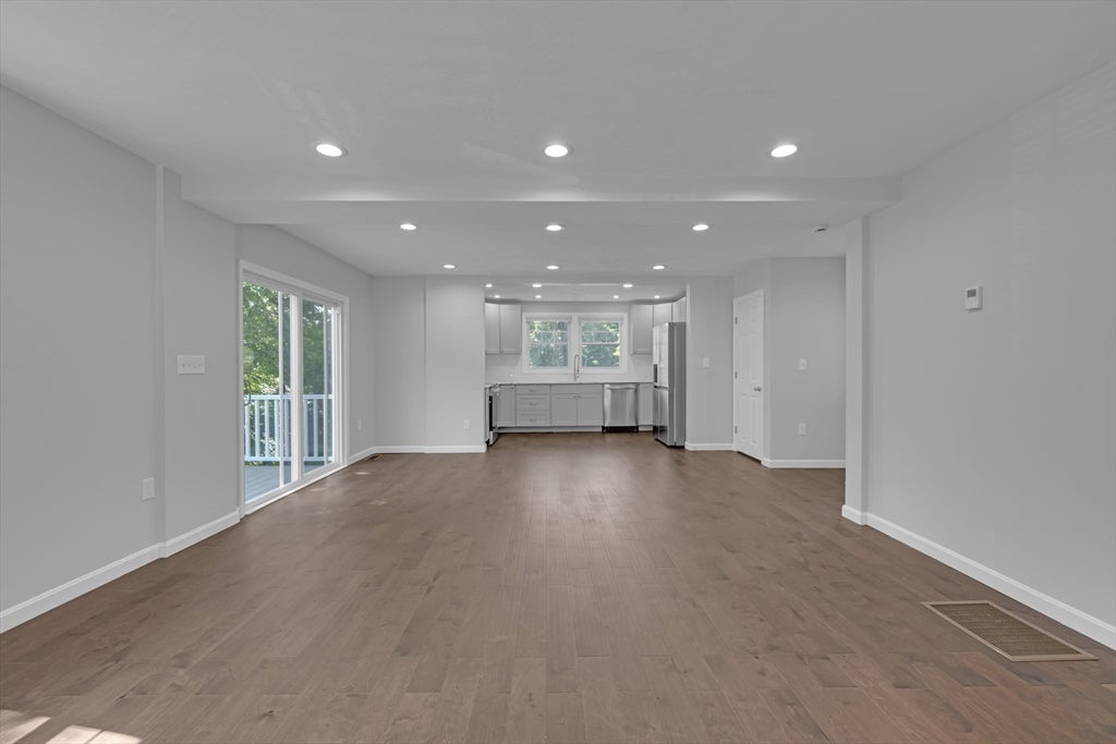 14 Hillside