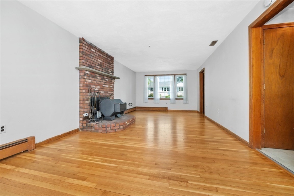 64 Hillcrest Road