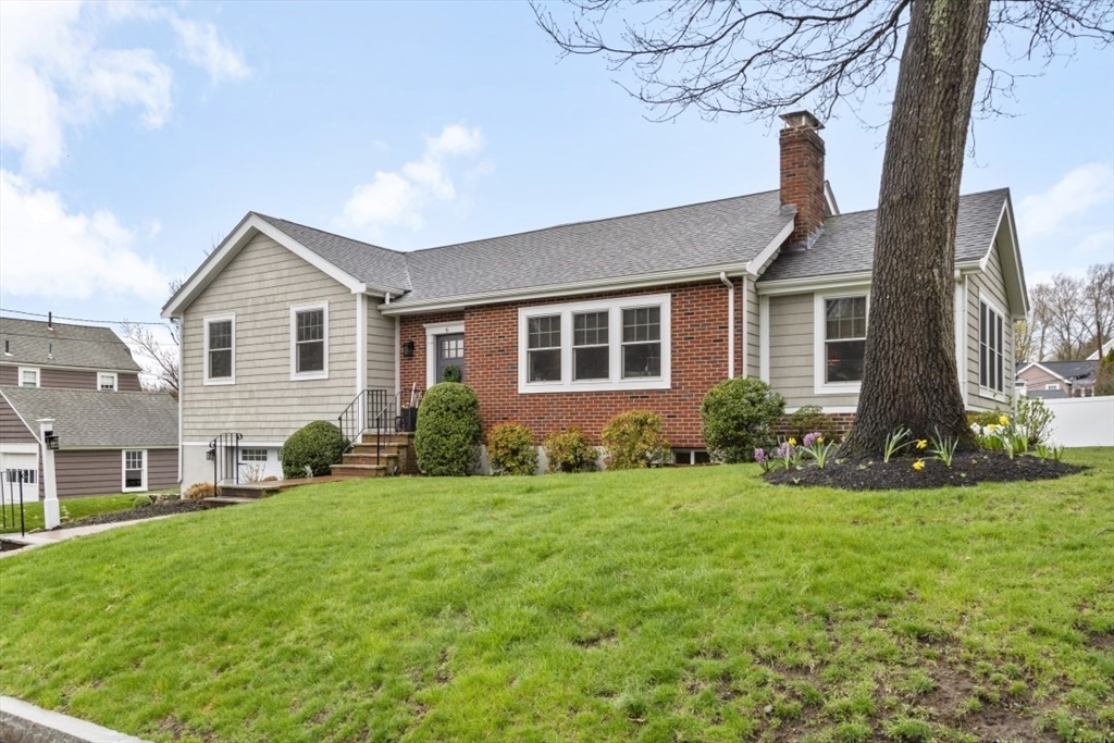 Click for 6 Risley Rd #1, Winchester, MA slideshow