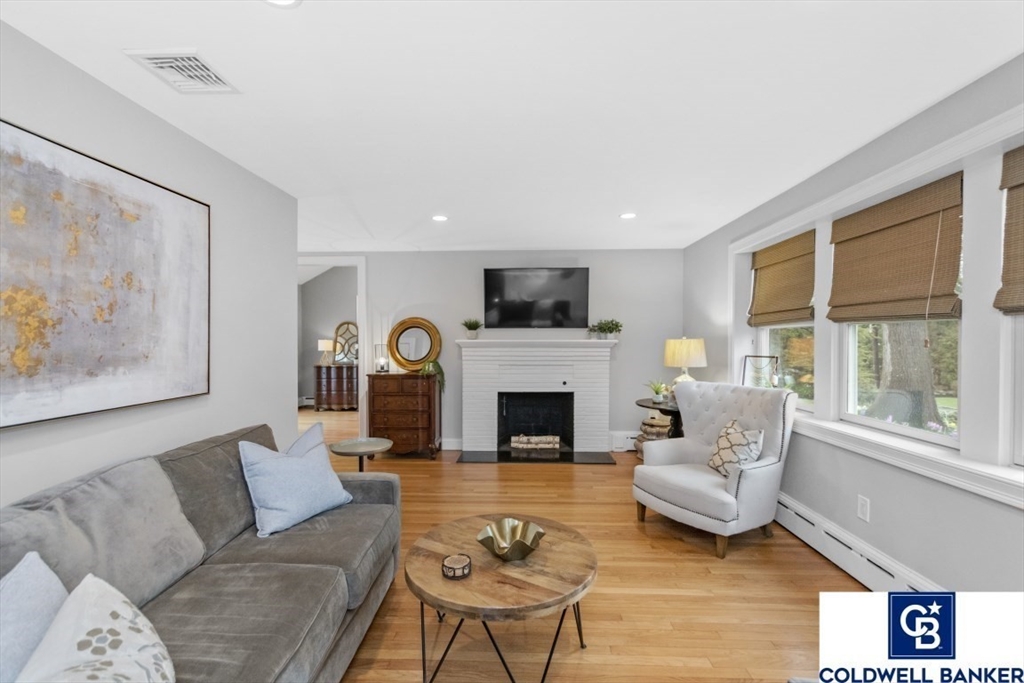 6 Risley Rd 1