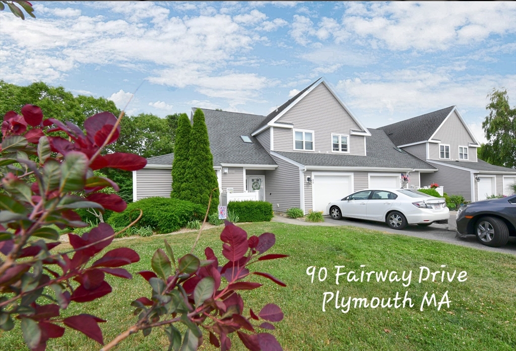 90 Fairway Dr 90