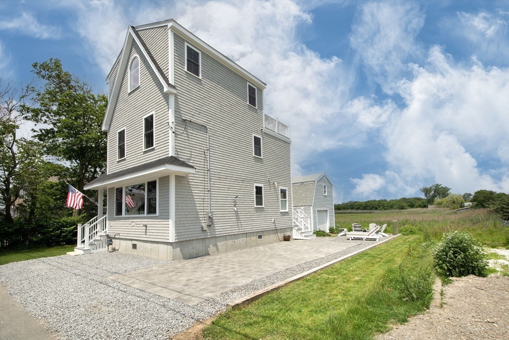 12 Branch Street