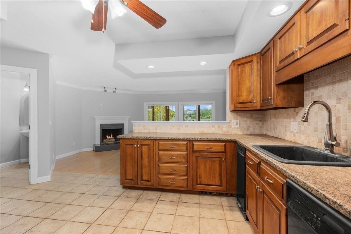 37 Eastern Point Dr #35, Shrewsbury, MA, 37 Eastern Point Dr #35, Shrewsbury, MA Photo #10