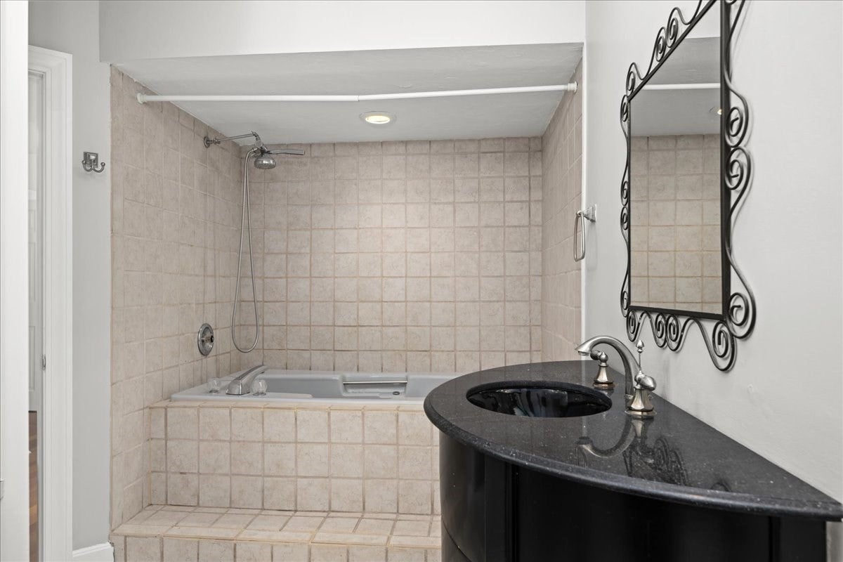 37 Eastern Point Dr #35, Shrewsbury, MA, 37 Eastern Point Dr #35, Shrewsbury, MA Photo #24