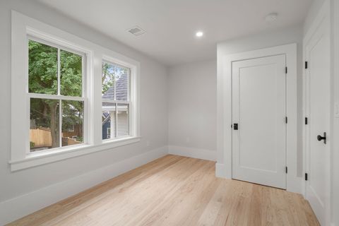 Single Family Residence in Brookline MA 54 Davis Ave 31.jpg