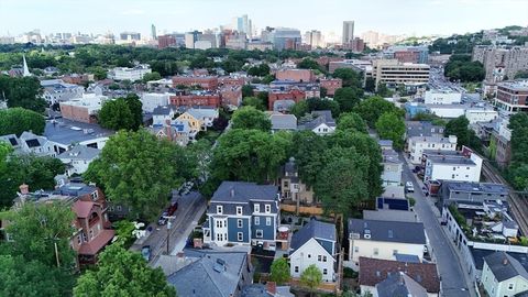 Single Family Residence in Brookline MA 54 Davis Ave 6.jpg