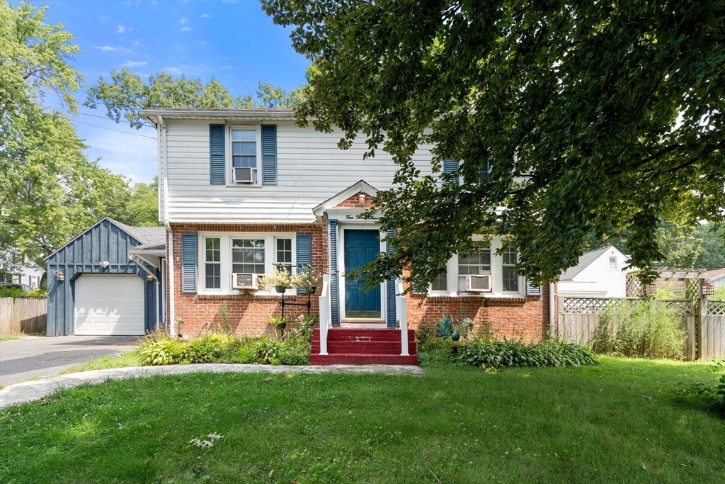 423 Tiffany St, Springfield, MA, 423 Tiffany St, Springfield, MA Photo #1
