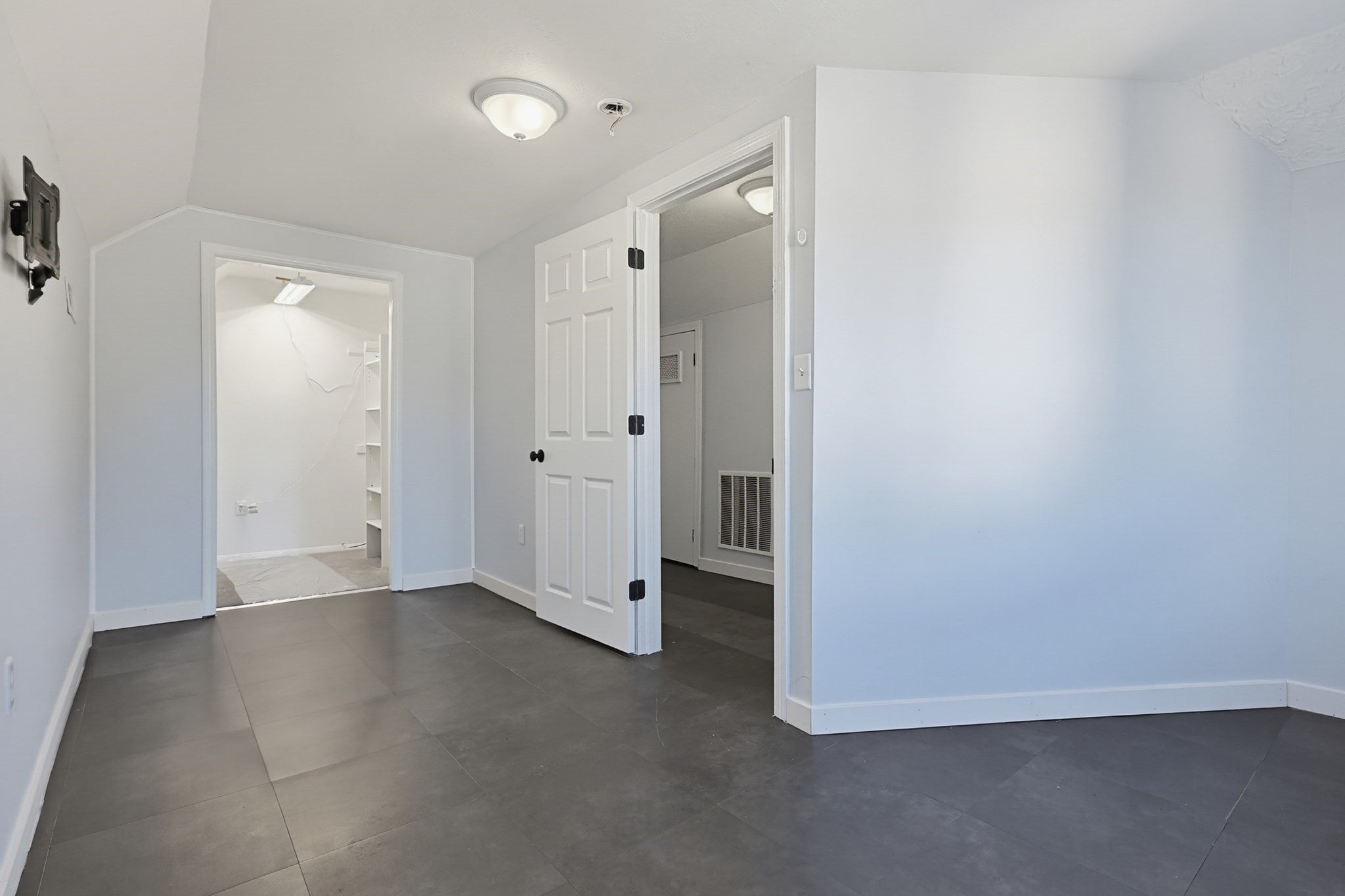161 Smith St, Lowell, MA, 161 Smith St, Lowell, MA Photo #35