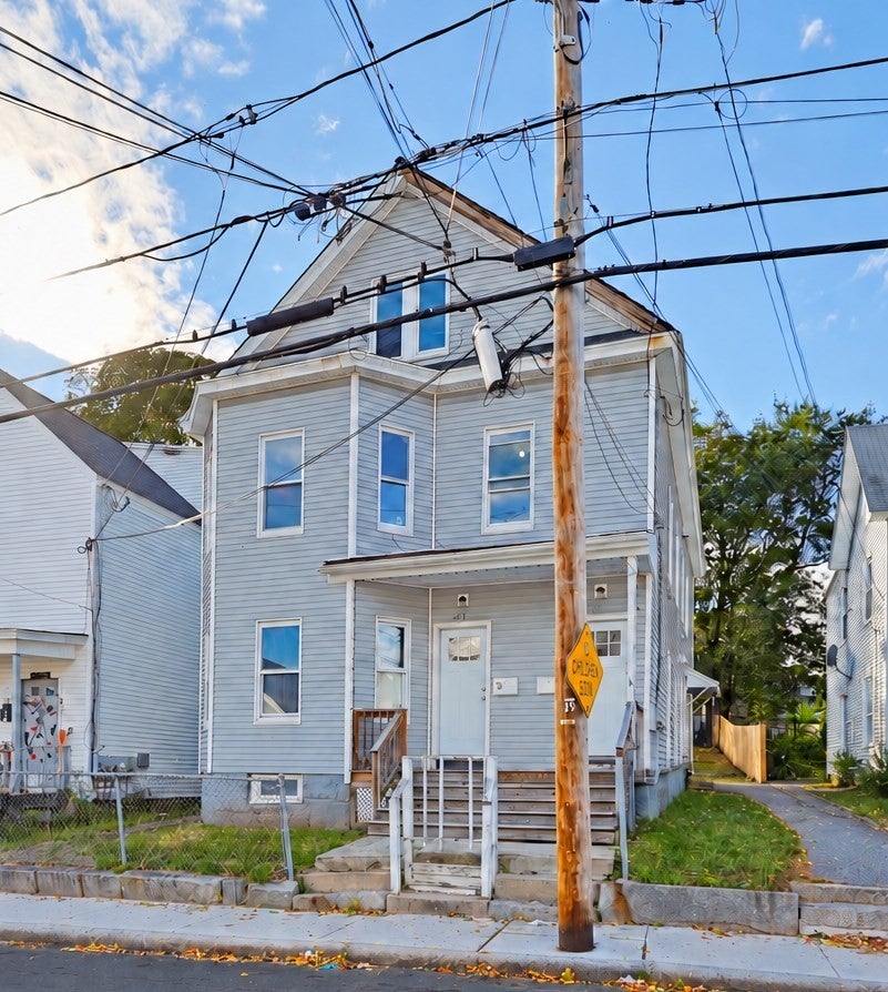 161 Smith St, Lowell, MA, 161 Smith St, Lowell, MA Photo #2