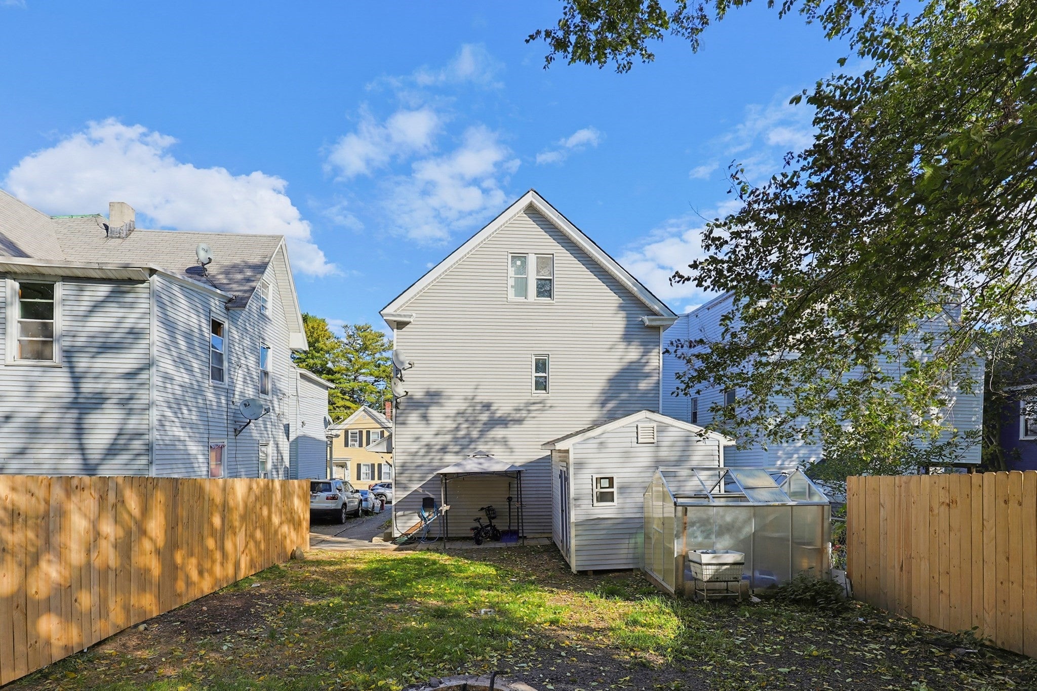 161 Smith St, Lowell, MA, 161 Smith St, Lowell, MA Photo #3