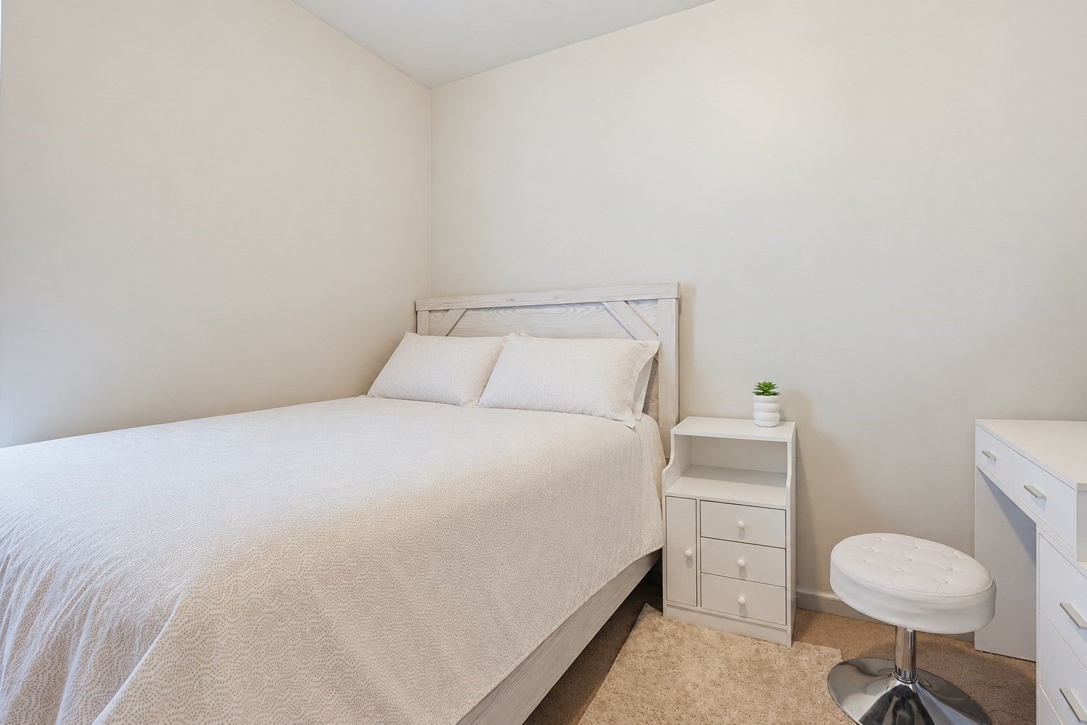 161 Smith St, Lowell, MA, 161 Smith St, Lowell, MA Photo #17