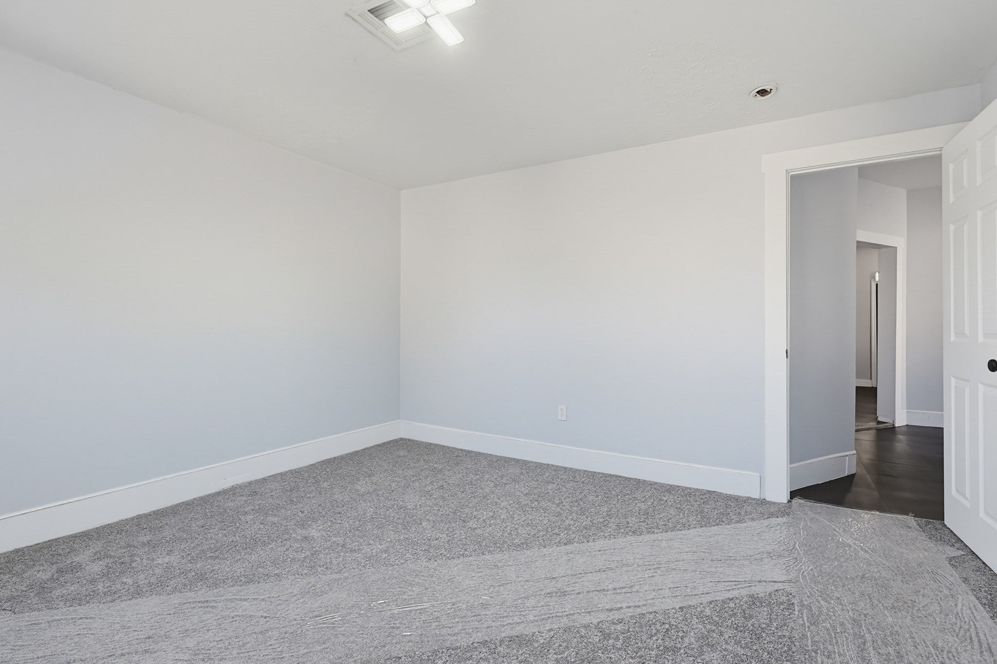 161 Smith St, Lowell, MA, 161 Smith St, Lowell, MA Photo #21