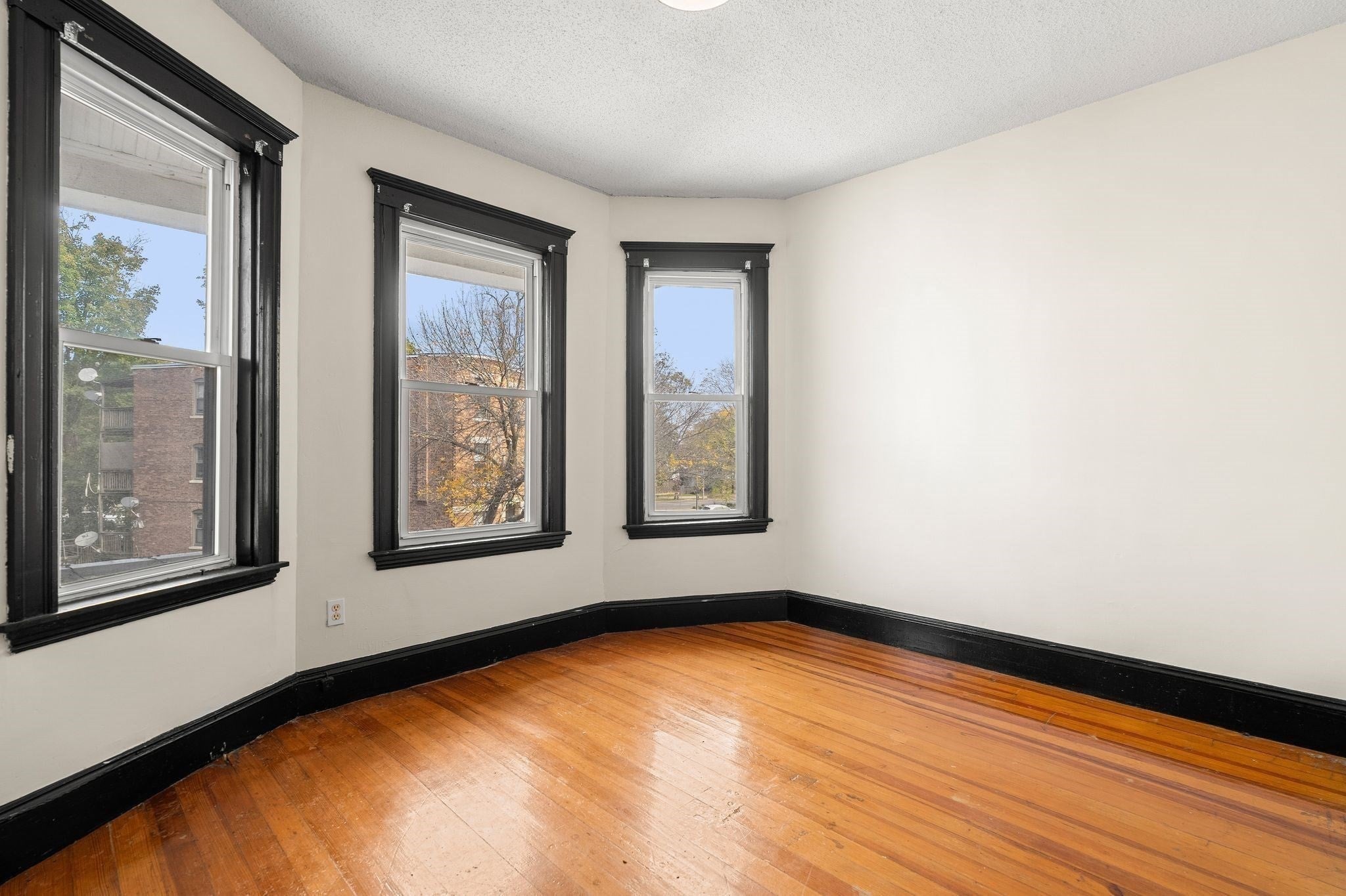 30 Harold St #2, Boston, MA Photo #14