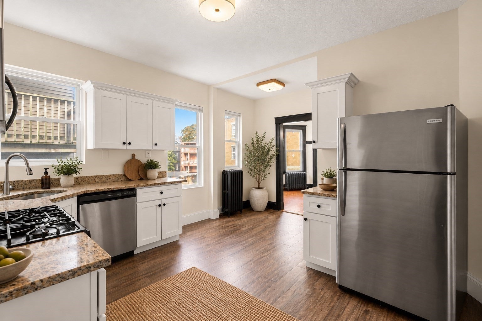 30 Harold St #2, Boston, MA Photo #12