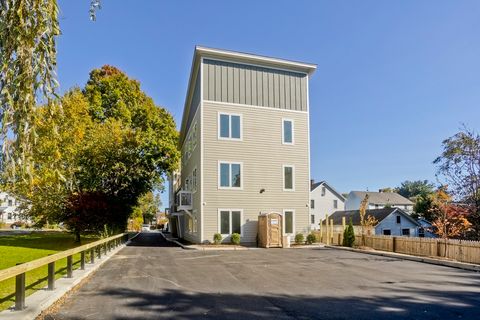 Photo of 107 Williams St, Northampton, MA 01060 (MLS # 73471192)