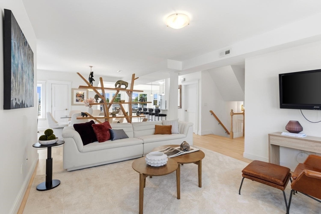 9 Greene St #2, Somerville, MA Photo #19
