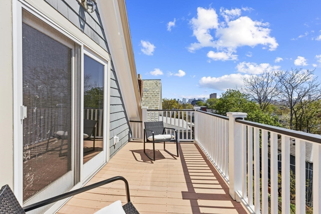 9 Greene St #2, Somerville, MA Photo #27