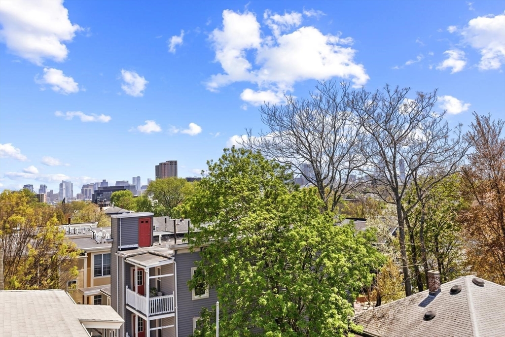 9 Greene St #2, Somerville, MA Photo #13