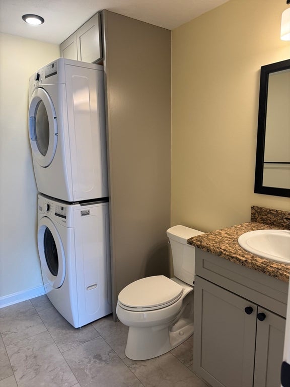 18 Snowberrry Cir, Worcester MA 01607