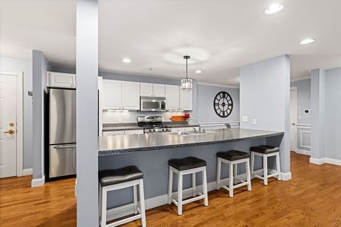 19 Broad St 203 Merrimac MA 01860