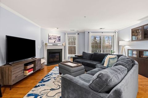 19 Broad St 203 Merrimac MA 01860