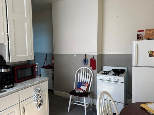 225 Branch St, Lowell, MA Photo #24