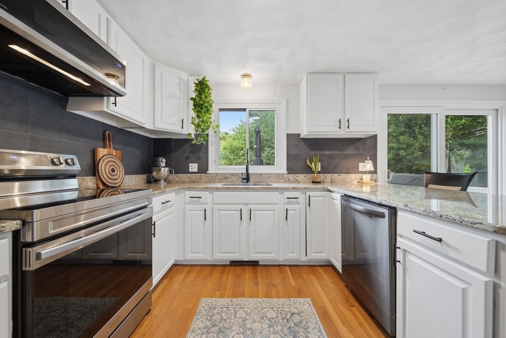 302 Dana Ct, Wilmington, MA, 302 Dana Ct, Wilmington, MA Photo #11