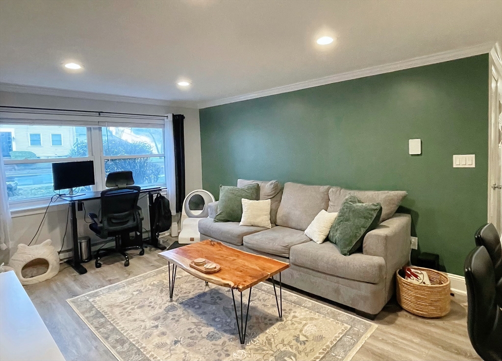 588 Main St 1A