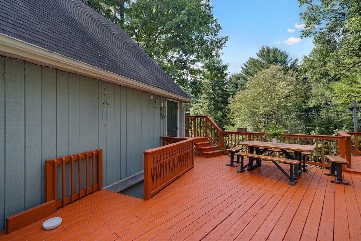 48 Orchard St, Belchertown, MA Photo #33