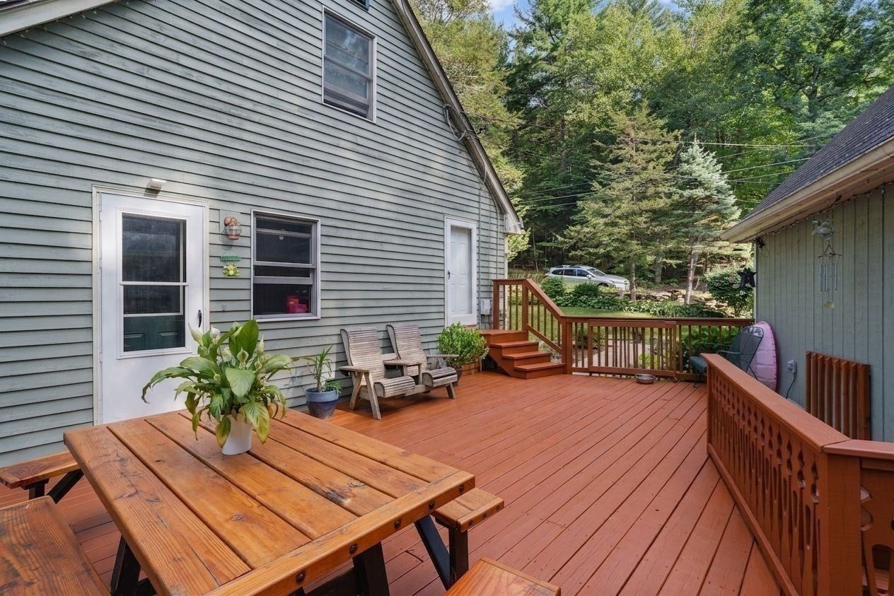 48 Orchard St, Belchertown, MA Photo #34