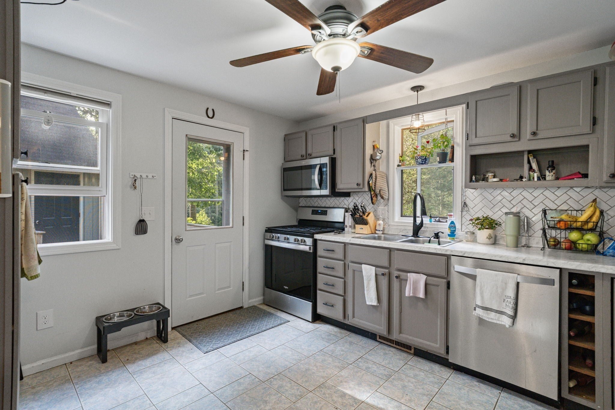 48 Orchard St, Belchertown, MA Photo #7