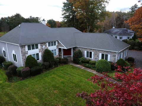 139 Fairway Dr Halifax MA 02338