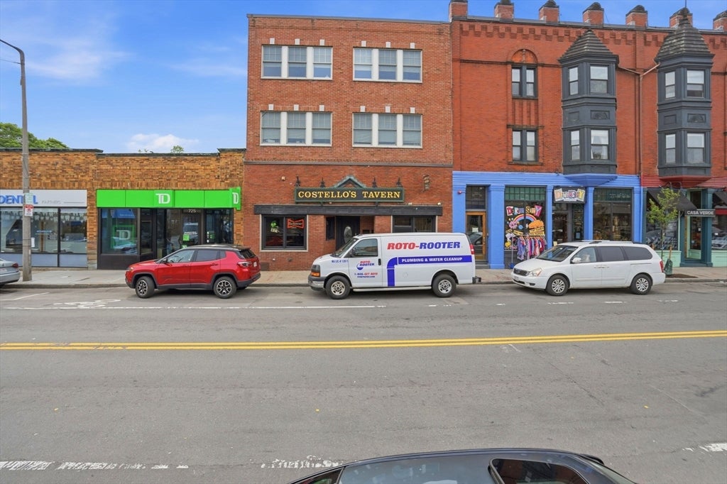 717-723 Centre St