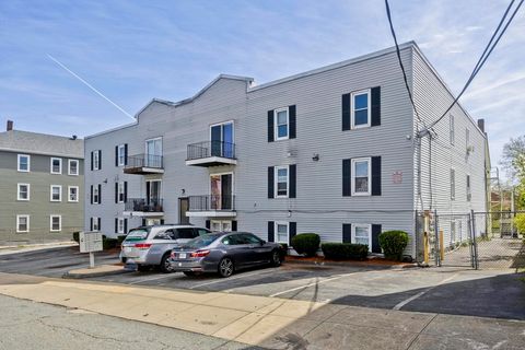 526 3rd St Fall River MA 02721
