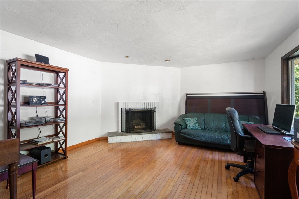 2 Whitney Dr