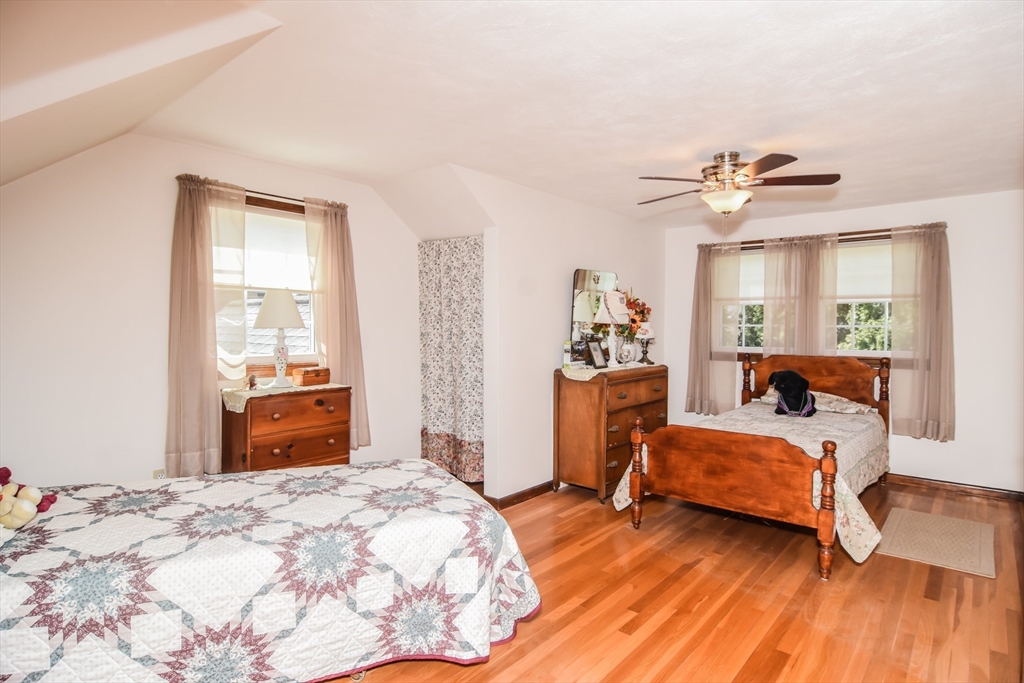 115 Staples Street, Lowell, MA Photo #32