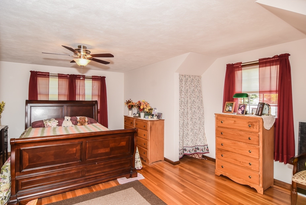 115 Staples Street, Lowell, MA Photo #25