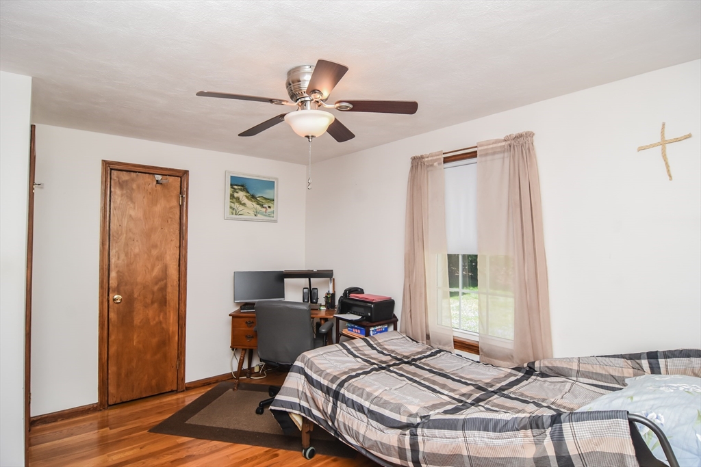 115 Staples Street, Lowell, MA Photo #20