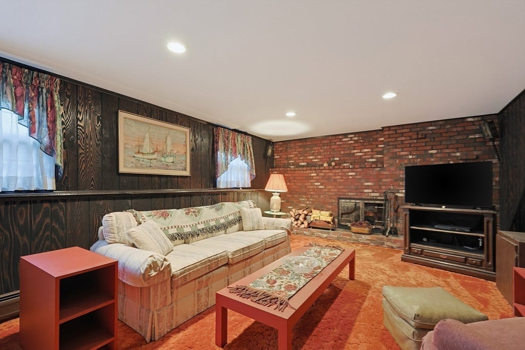 75 Concetta Drive, Bridgewater, MA, 75 Concetta Drive, Bridgewater, MA Photo #19