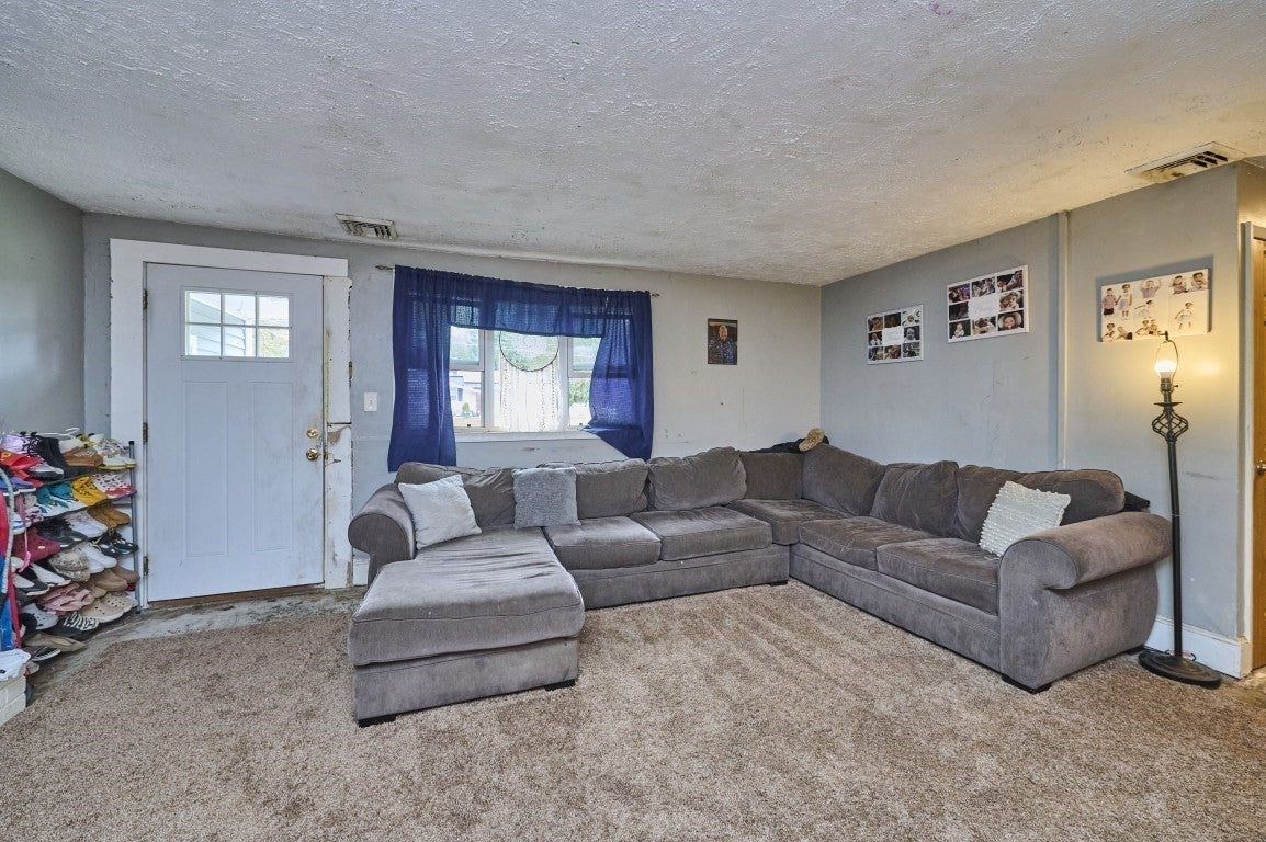25 Anita Road, Brockton, MA, 25 Anita Road, Brockton, MA Photo #3