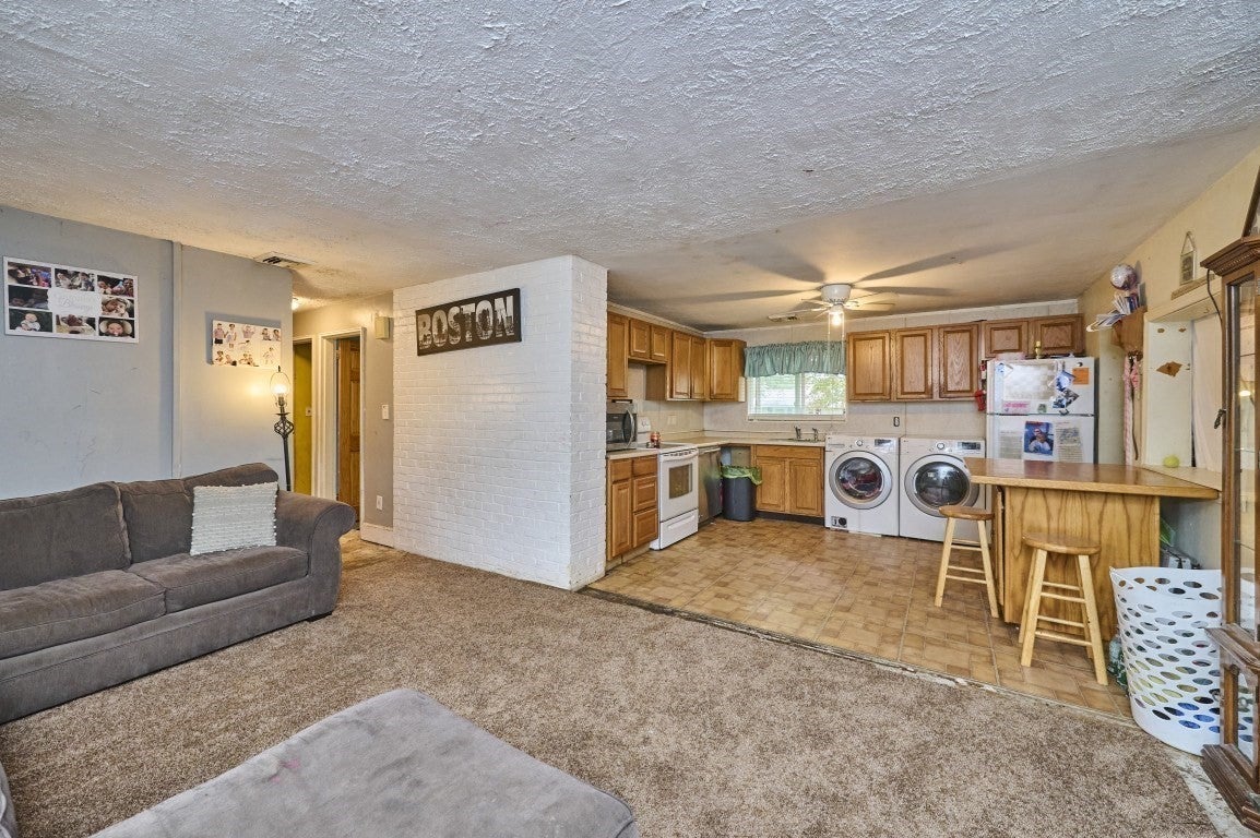 25 Anita Road, Brockton, MA, 25 Anita Road, Brockton, MA Photo #2