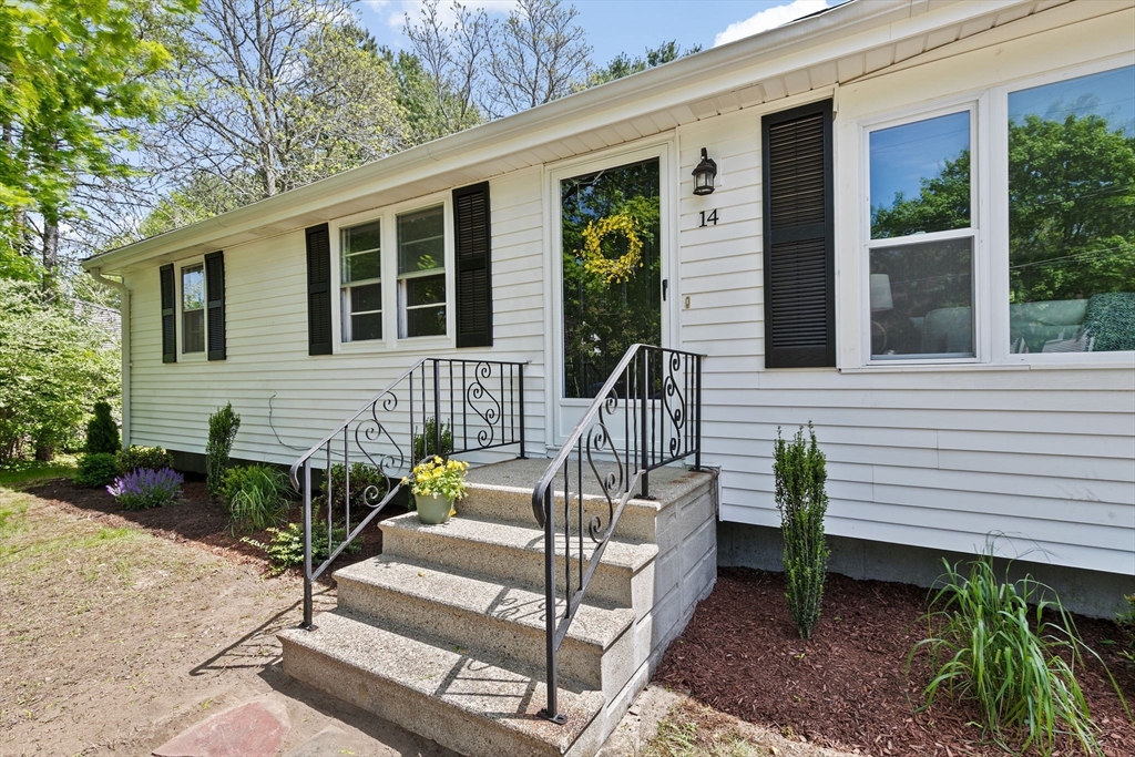 14 Chandler Ave