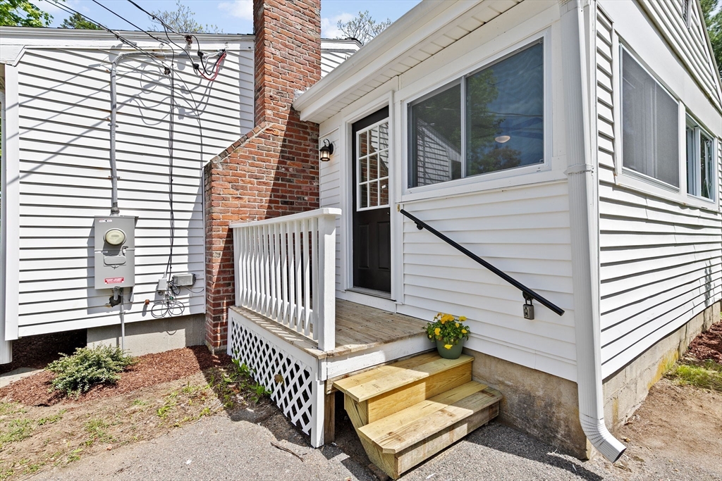 14 Chandler Ave