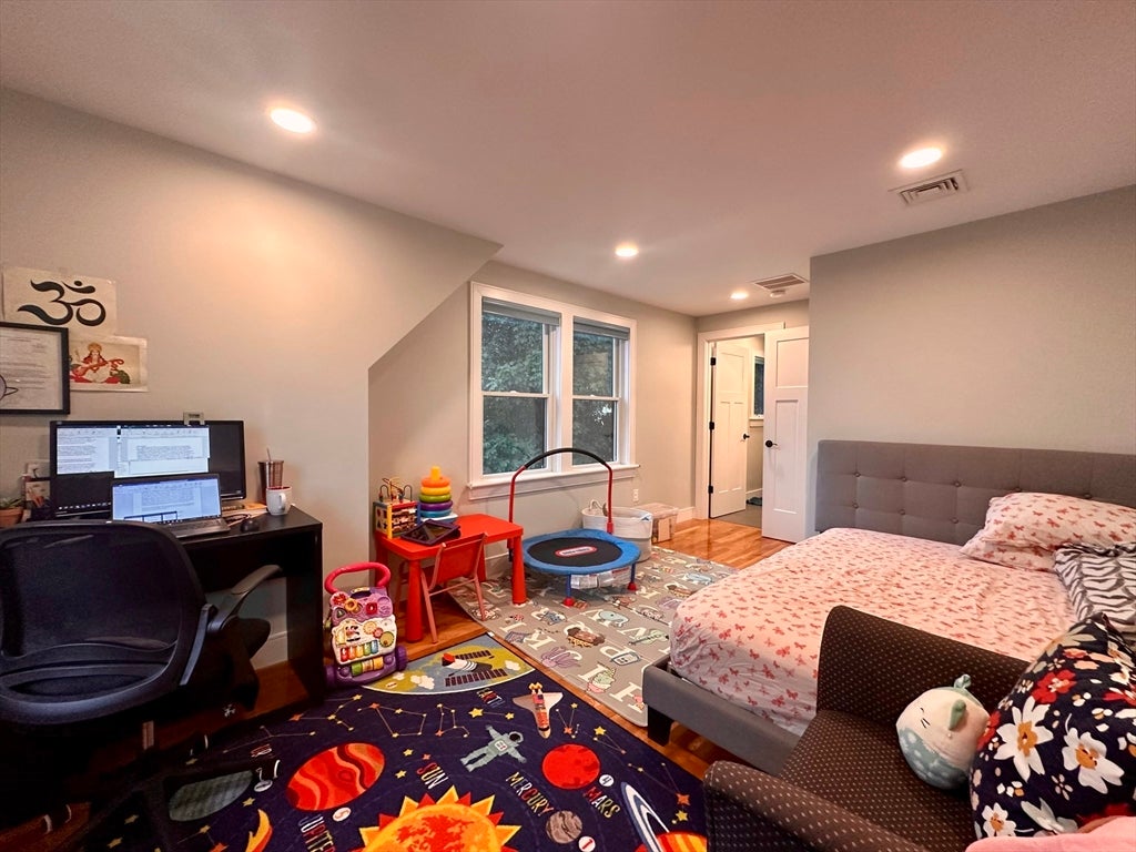 30 Town Hill St #A, Quincy, MA, 30 Town Hill St #A, Quincy, MA Photo #25