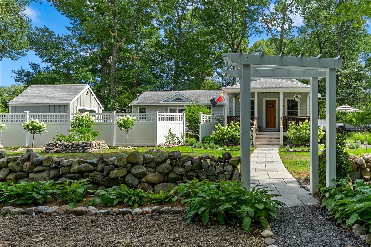 51 Edgar Rd, Scituate, MA, 51 Edgar Rd, Scituate, MA Photo #3