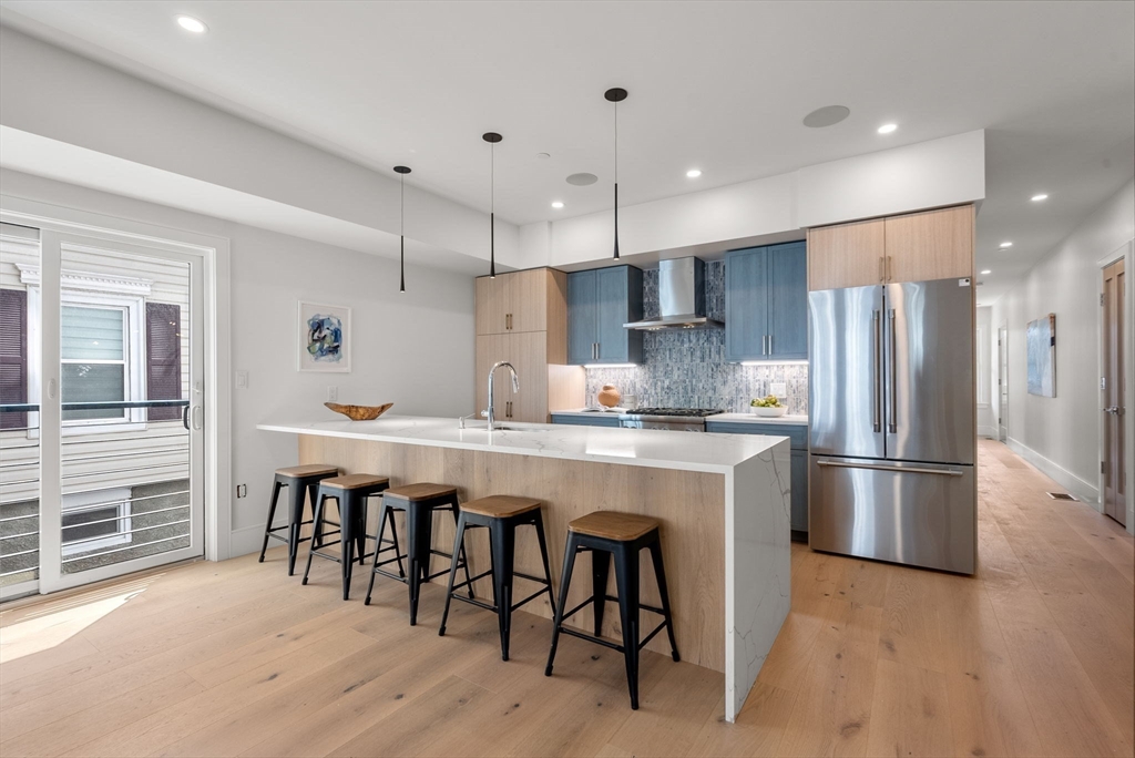 527 East 7th Street 1