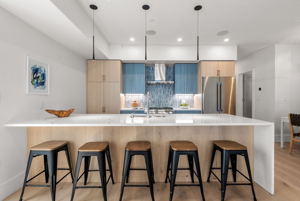 527 East 7th Street 1