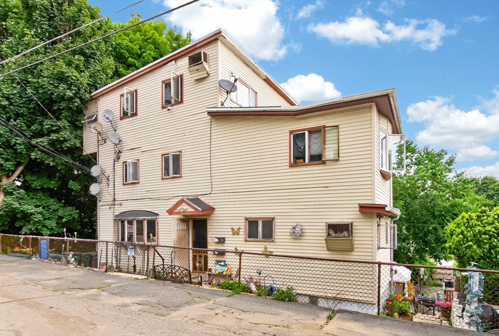 55 Canton St